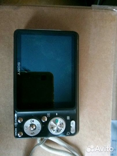 Цифровая фотокамера Sony Syber-shot DSC-W210