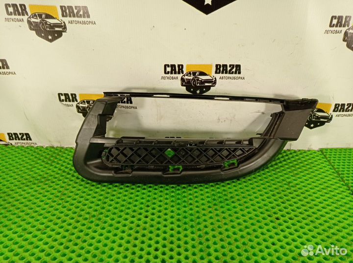 Решетка в бампер левая L BMW 1