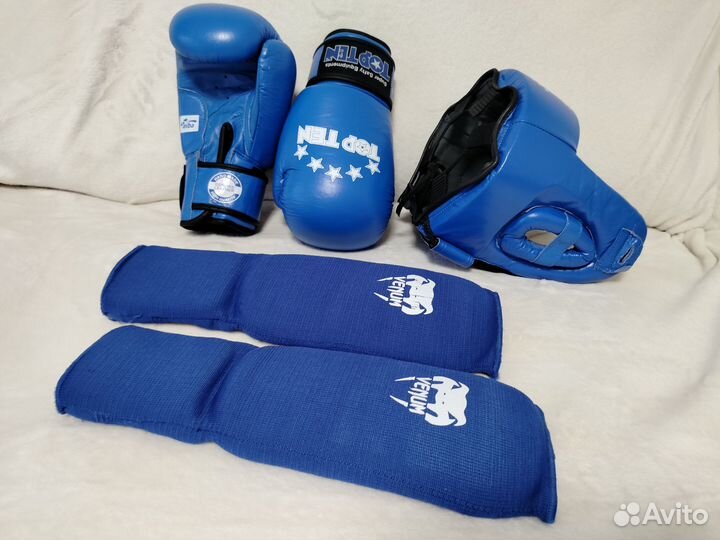 Шлем + Перчатки + Щитки (Top Ten, Venum)