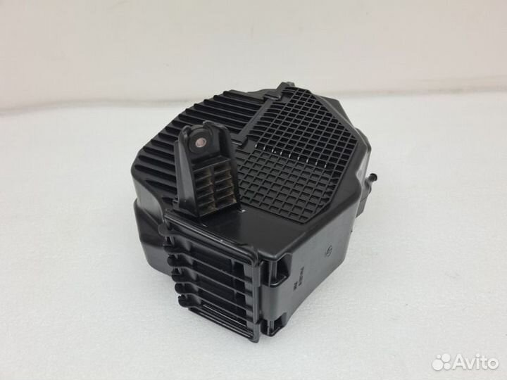 Корпус воздушного фильтра LADA Largus универсал