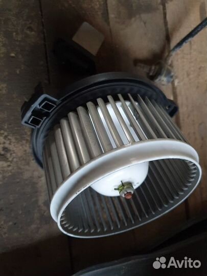 Opel Antara моторчик печки