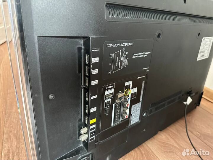 Телевизор Samsung UE32F6800AB