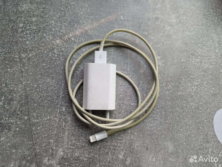 Зарядка iPhone lightning оригинальная из комплекта