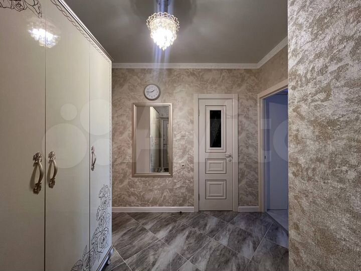 2-к. квартира, 50 м², 4/10 эт.