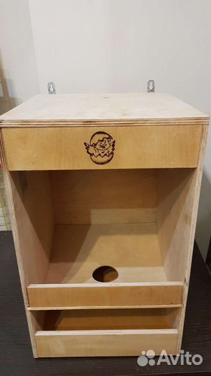 Гнездо для кур с яйцесборником