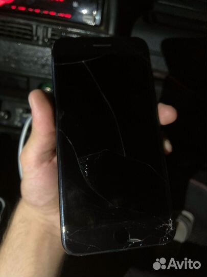 Телефон iPhone 7 plus