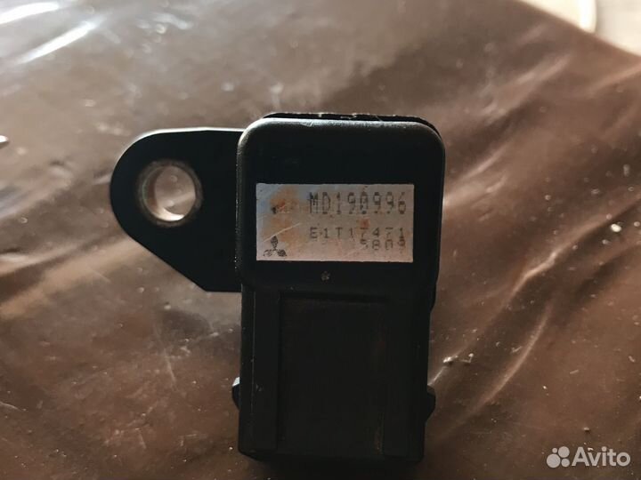 Датчик Mitsubishi Pajero Mini 1997 MD190996 H56A