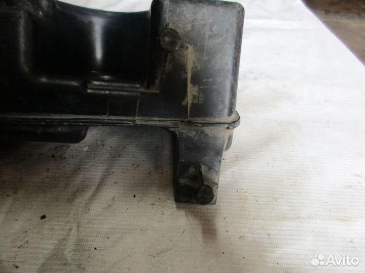 Резонатор воздушного фильтра Renault Megane II 200