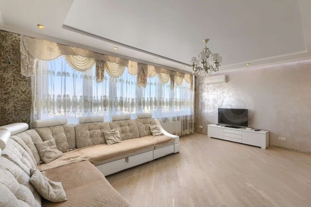 3-к. квартира, 100 м², 16/25 эт.