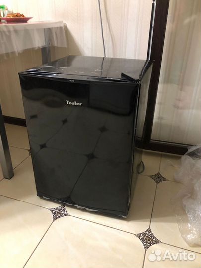 Холодильник tesler
