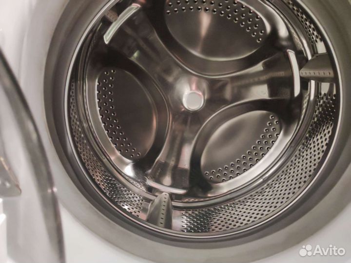 Стиральная машина новая
