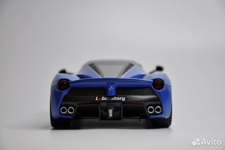 Модель автомобиля Ferrari LaFerrari F70 металл