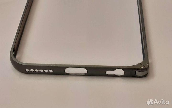 Бампер и наплечный чехол для iPhone 6s