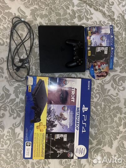 Sony playstation 4 slim