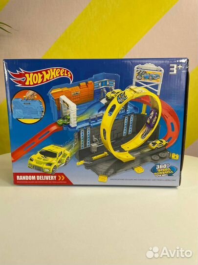 Hot Wheels трек гоночный