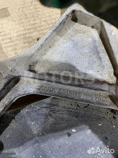 Кронштейн воздушного фильтра Scania R 5 2006