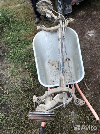 Задняя балка Пежо 206