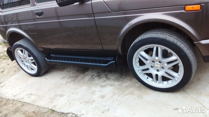 Пороги для Нива чёрные, Бумер