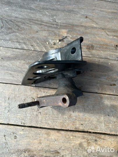 Подушка двигателя правая Daewoo Matiz 2007-2011