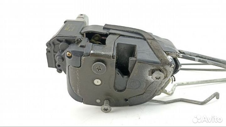 Замок двери передний правый Lexus Gs300 JZS147