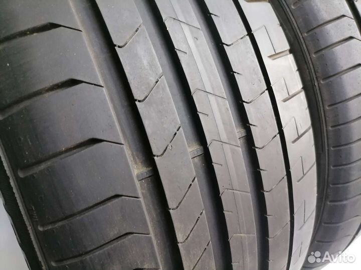 Pirelli P Zero PZ4 255/40 R20