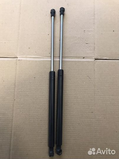 Амортизатор крышки багажника Peugeot 307(2941)