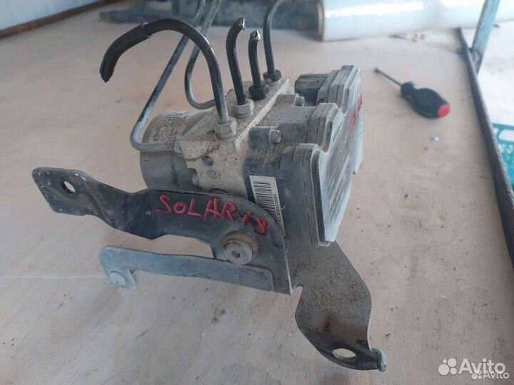 Блок ABS Hyundai Solaris 2011г