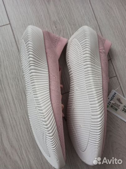 Полуботинки женские Zenden Active. Новые