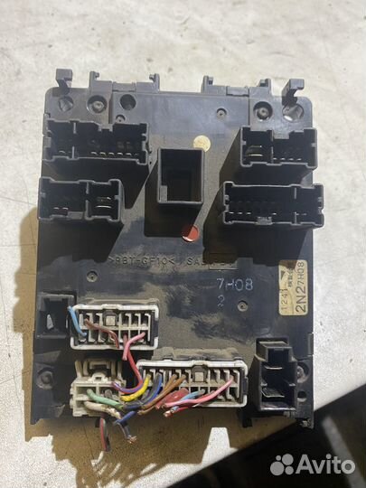 Блок предохранителей Nissan Pulsar N15