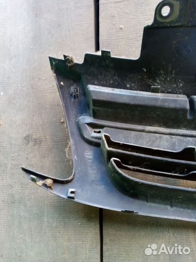 Решетка радиатора гранта