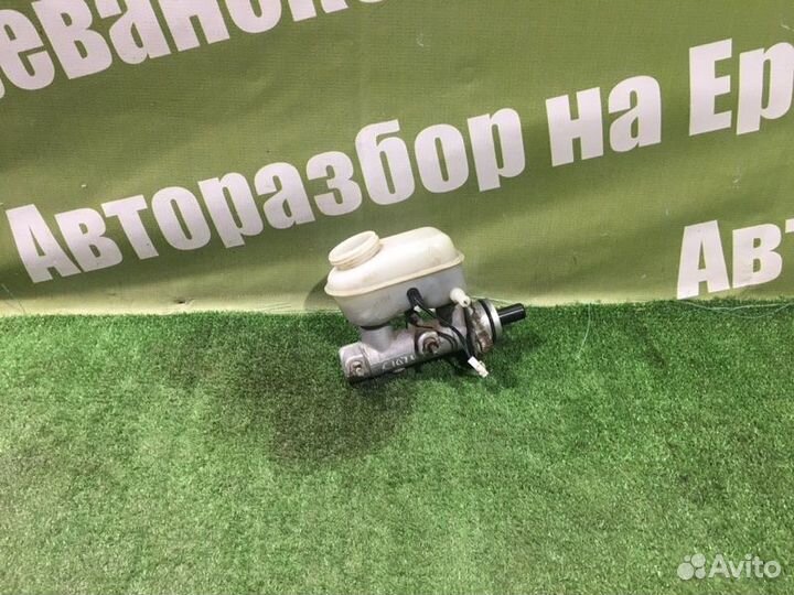 Главный тормозной цилиндр Kia Clarus FE