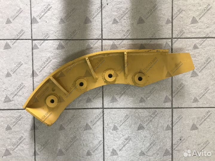 Защита бортовой Shantui SD16