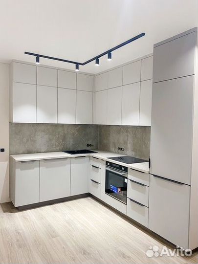 Угловая кухня