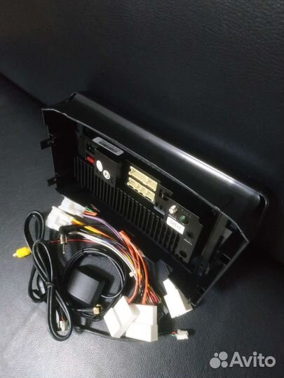Магнитола Toyota Avensis 2 2002-2008