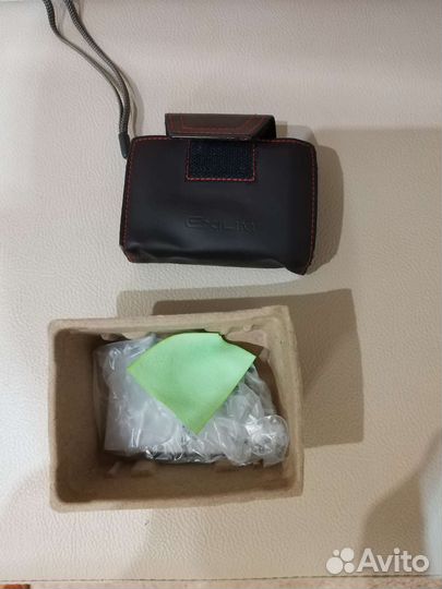 Компактный фото аппарат casio