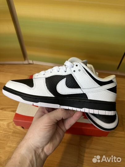 Оригинальные Nike Dunk Low “Reverse Panda”