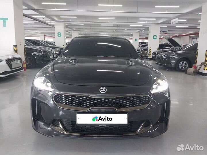 Kia Stinger 2.0 AT, 2018, 35 000 км