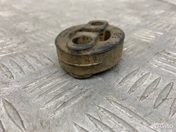 Б/У подушка глушителя (крепления, кронштейн