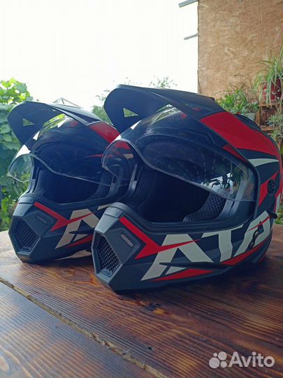 Шлем (кроссовый)