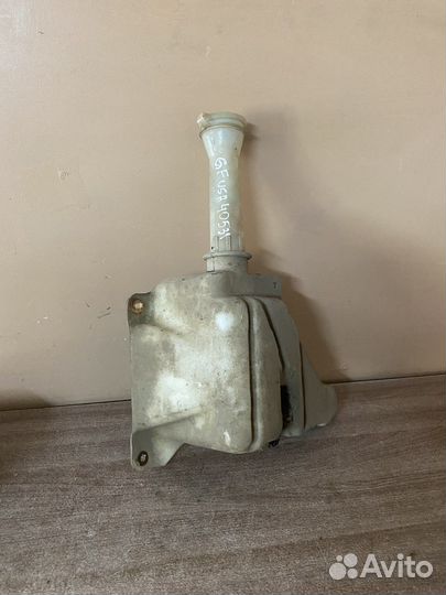 Бачок омывателя Mazda 626 (GF) седан 2001г