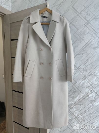 Пальто демисезонное 48