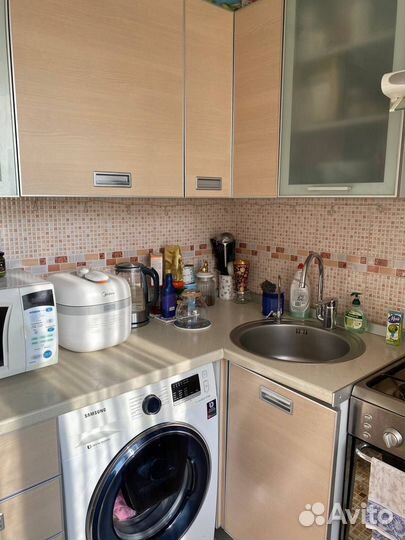 Кухня угловая бу 6 м2