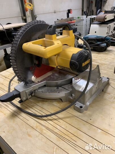 Makita DeWalt JET оборудование для столярного цеха