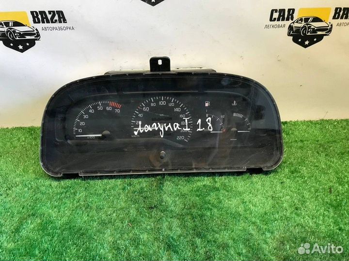 Панель приборов Renault Laguna