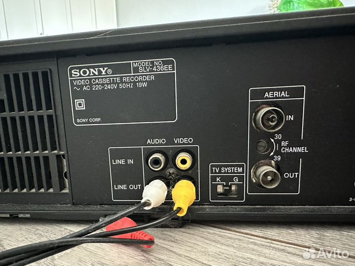 Видеомагнитофон sony