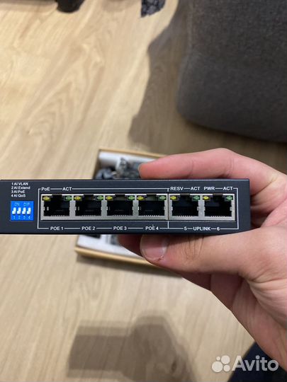 Praxis PoE Switch PPS-204