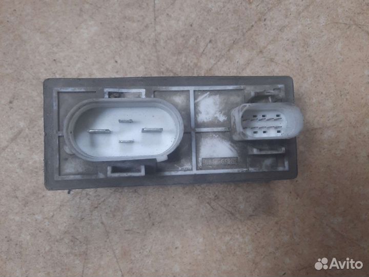 Блок управления вентилятором Volkswagen golf