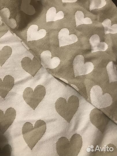 Слинг pavo сердца на серо бежевом