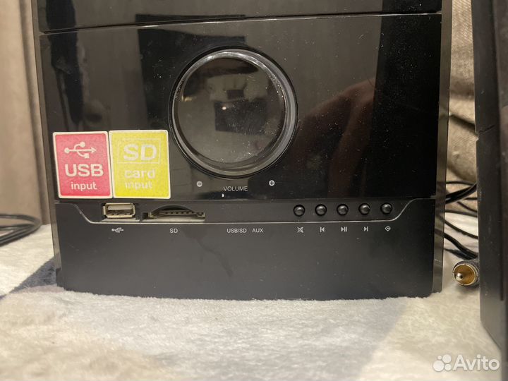 Акустическая система с колонками