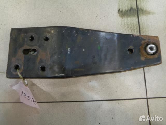 Кронштейн редуктора Lincoln Navigator 2002-2006